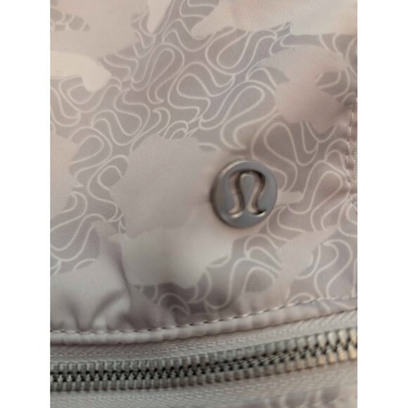 Lululemon City Adventurer Backpack 20L - Picture 3 of 11